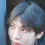 <b>레오</b>가 송곳니 날카로우면 섹시한 뱀파이어 실사판 비주얼이지요