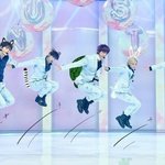 [뉴이스트] <b>폰배경</b> 바꿨쟈냐