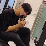 [모두드루와] 에이티즈 <b>우영</b> 뷔랑 닮았네