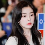 아이린 : 제가 봐도 또 보고 싶은 그런 사진들로 골라요