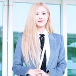 로제 <b>착장</b> 미쳤다