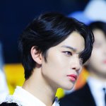 배진영이 매력있다고 생각하는 신체 부위