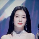이사진 아이린 우는것처럼 나옴 ㅠ....