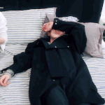 <b>찬열</b>은 왜 이렇게 커보일까