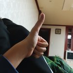 엔시티 지성한테 도전장 내<b>민다</b>