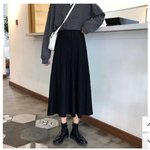 얘들아 <b>검정</b> 숏패딩에 <b>검정</b> 롱치마