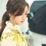 <b>차분</b>한 이목구비에 더 치이는 여돌