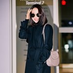 배우 조여정 공항패션 가방 패션정보
