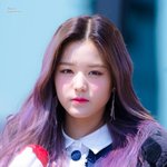 근데 장원영 <b>여초픽</b>처럼 생기지않았냐