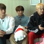 튀어나와 있는건 넣고 보는 정국이