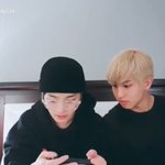 [<b>SKZ</b>] 해투 중 호텔 브앱 ㅋㅋㅋㅋ