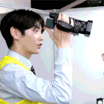 [드루와] 친구얼굴<b>인척</b>은 왜하는거임??