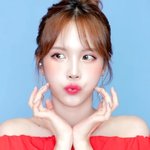 레나 올굴형 지이이인짜예쁘다