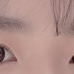 이거 <b>렌즈</b> 너무 큰거같아?