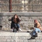 있지 <b>류진이</b> 비둘기 쫒는거 봤냐ㅋㅋㅋ