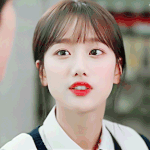 <b>혜리</b> 류준열 보면 남자는 얼굴 필요 없는듯