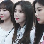 나 입툭튀야 <b>무턱</b>이야