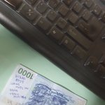 [이것좀봐줘] 돈에 <b>낙서</b>하는사람