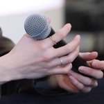 [댓글부탁해] 나 변탠가... 왜 예쁜 손 보면 <b>흥분</b>되지?