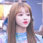 '<b>딸기</b> <b>요정</b>'이 따로 없는 女돌