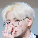 과<b>몰입</b> 유발하는 강렬 남돌