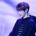 [강다니엘] 강다니엘 <b>크롭</b>티 기억나지?