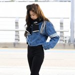 제니 이 패션 진짜 <b>취저</b>ㅠㅠ