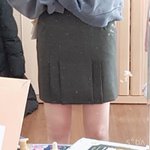 치마 이 색인데 <b>회색</b> 후집 이상해?