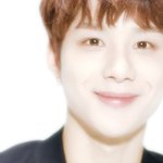 [NCT] 정우 이 사진 배우 ㄱㅅㅎ<b>님</b> 닮지 않았어??