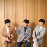 강하늘 트래블러 기사사진 너무 <b>훈훈</b>하고 귀엽고 잘생김
