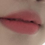 얘두라 <b>입술</b> <b>색</b> 예쁘지 않냐 ㅠㅠㅠㅠ