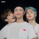 오징어가 돼버린 멤버들 ' 잘생김의 대명사 랩<b>몬스터</b> '