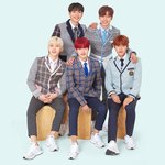 앱식이들 교복 모델 <b>b컷</b>