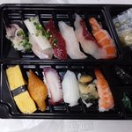 오늘 <b>점심</b>인데..