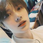 범규 입술 색처럼 <b>발색</b>되는 틴트 뭐 있을까