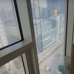 [댓글부탁해] <b>대구</b> 이마트 마스크 줄 근황