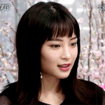 [댓글부탁해] 이사람이 바른 립 무슨 색깔일까