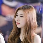 있지 <b>채령</b>보다 좀 이쁘면