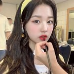 [드루와] 너네 1년동안 학교 <b>쌩얼</b>로다니기 ㄱㄴ?