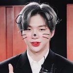 [강다니엘] <b>네이비</b>그레이