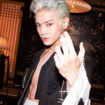 [NCT] 이거 목에 검은 얇은 목걸이 뭐야
