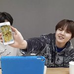 [이것좀봐줘] 남도현 폰 배경화면 개웃김ㅋㅋㅋㅋㅋ