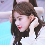 사복 <b>심플</b>하게 잘 입는 여돌 누구있을까