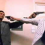 [혼자하는말] 영웅<b>본색</b>