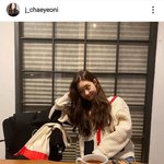 <b>정채연</b> 가디건이랑 코트 어디껀지 아는사람?