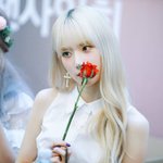 <b>설아</b> 금발vs흑발 뭐가 나은거같음?