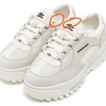 신발 신을<b>때</b> <b>요</b>부분만 맨날 뜯어지는데ㅠㅠ;;