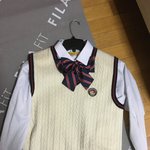 우리 교복에 <b>뭔</b> <b>색</b>이 잘어울려? 추반좀