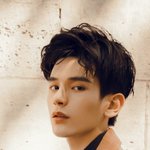 [19] 몸매 괜찮은 <b>편이</b>냥 ㅠㅠ