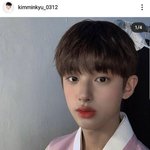 [댓글부탁해] 이 남자분.. 화장했는데; <b>Wow</b>